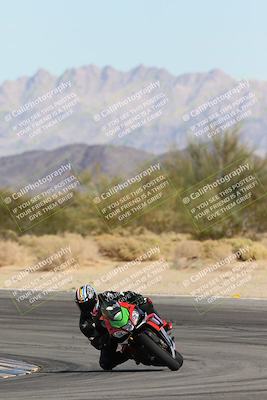 media/Nov-16-2025-Race Pace (Sun) [[8c5fa54630]]/Non Verified Riders (1st 20 Minutes)/2-Turn 10 (1010am)/